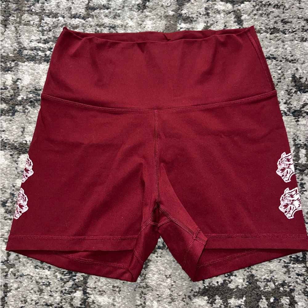 Darc Sport seamless shorts, red wine color, stretchy material.